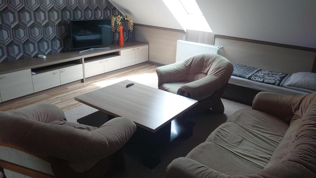 Fitnessfun Bed & Breakfast Krzyz Wielkopolski Exterior photo
